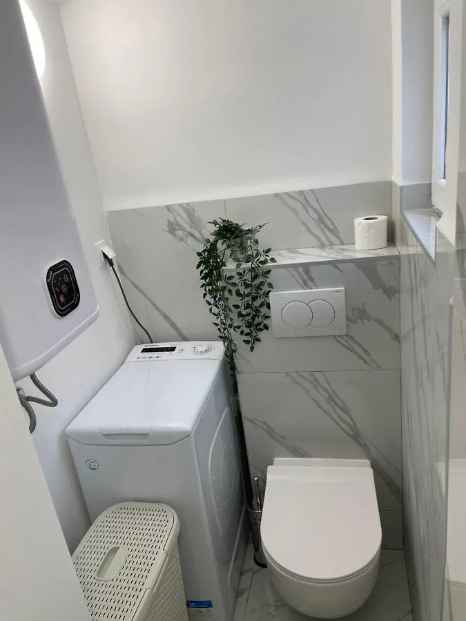 Apartment Studio Beauty In Centar Πούλα